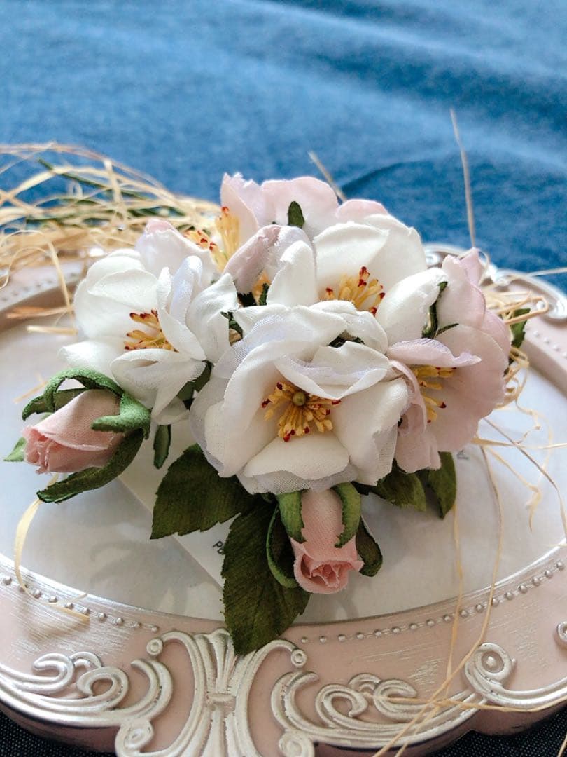 ピンクハウス❤️【未使用】藁付き野ばらブーケコサージュ❤️