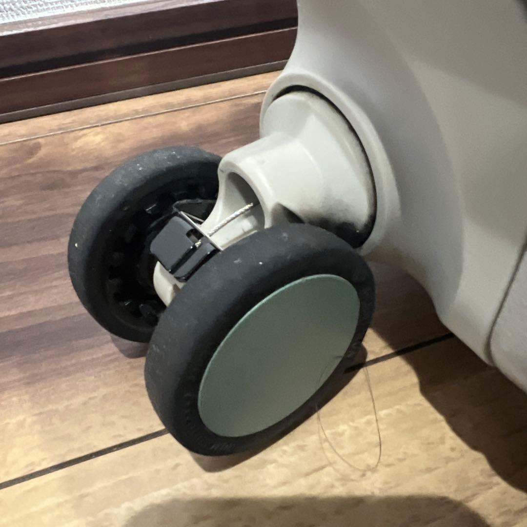 イノベーター スーツケース 33L