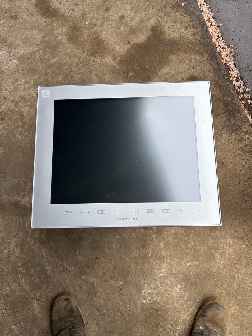 M4。プログラマブル表示器　V9150iXD。動作未確認