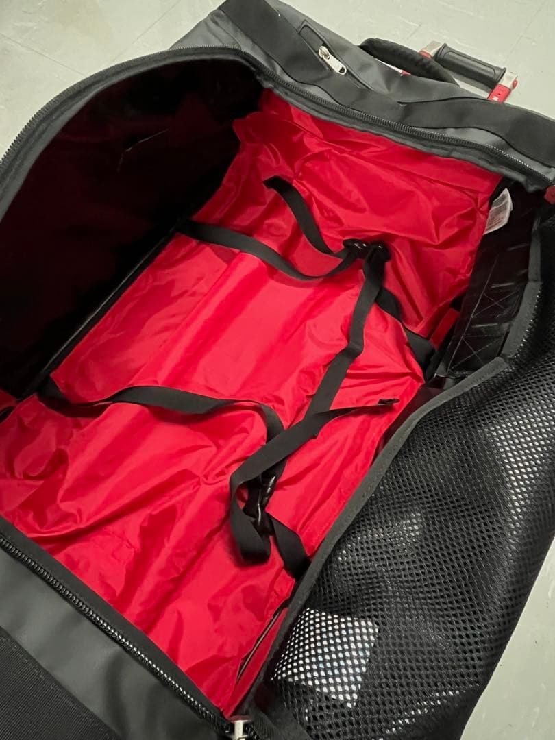 美品THE NORTHFACE ローリングサンダーキャリー廃盤シリーズ(80L)