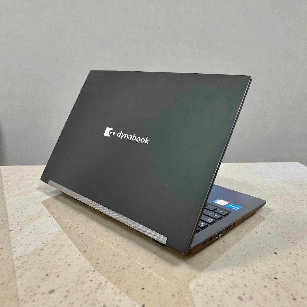 y57＊第11世代 i5 メモリ16GB Dynabook G83/HU