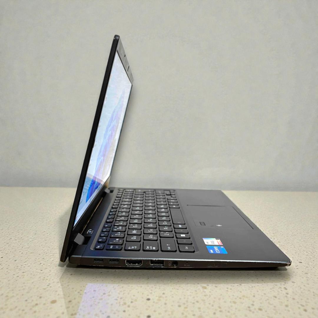 y57＊第11世代 i5 メモリ16GB Dynabook G83/HU