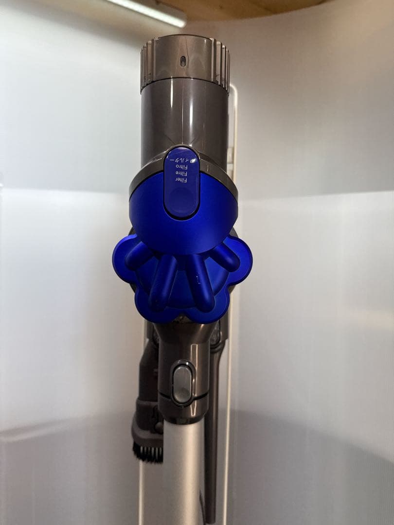 Dyson クリーナー　スタンド付
