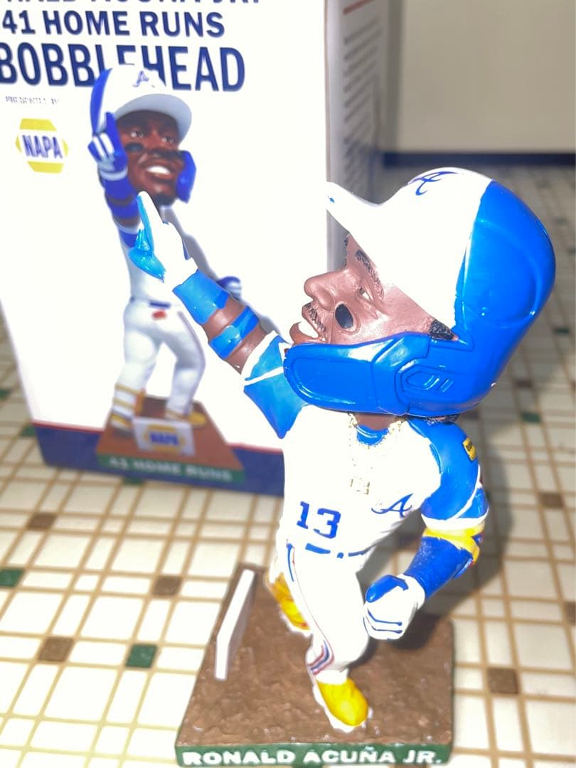 MLB ロナルド・アクーニャ フィギュア