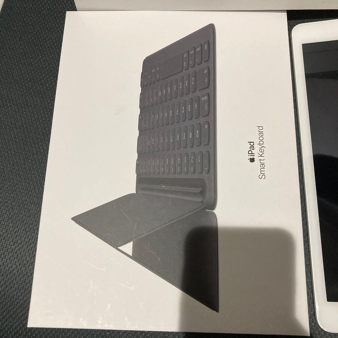 せろり iPad7 au 本体 + Smart Keyboard