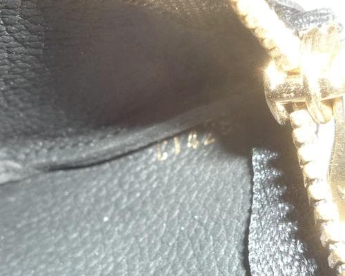 良品　ルイ・ヴィトン　モノグラム・アンプラント　ポシェットクレ　ケース