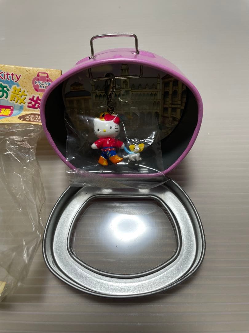 【年末3日間限定価格】新品 ハローキティ 世界 子犬のお散歩