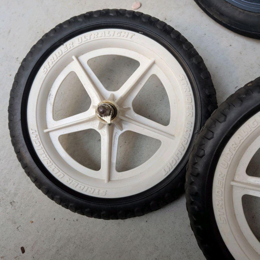 ストライダー プロ　軽量 シルバー　カスタム　タイヤ　予備タイヤ付き
