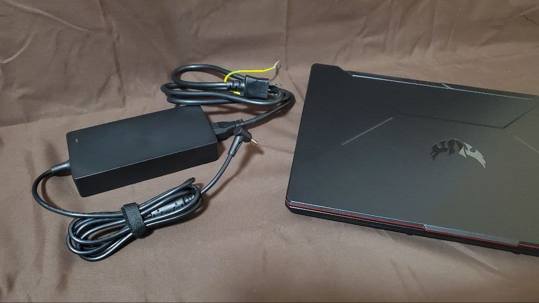 TUF Gaming F15 FX506LHB　ASUS　ゲーミング　ノート