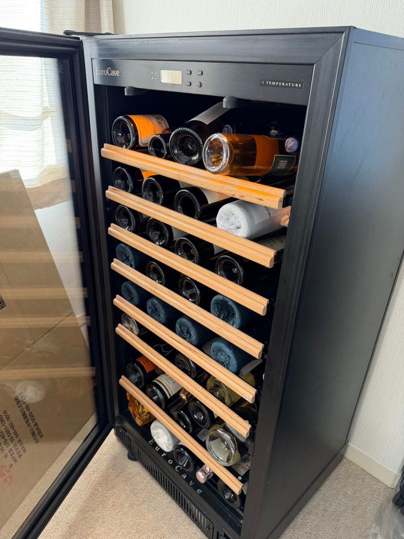 EuroCave ワインセラー 70本収納