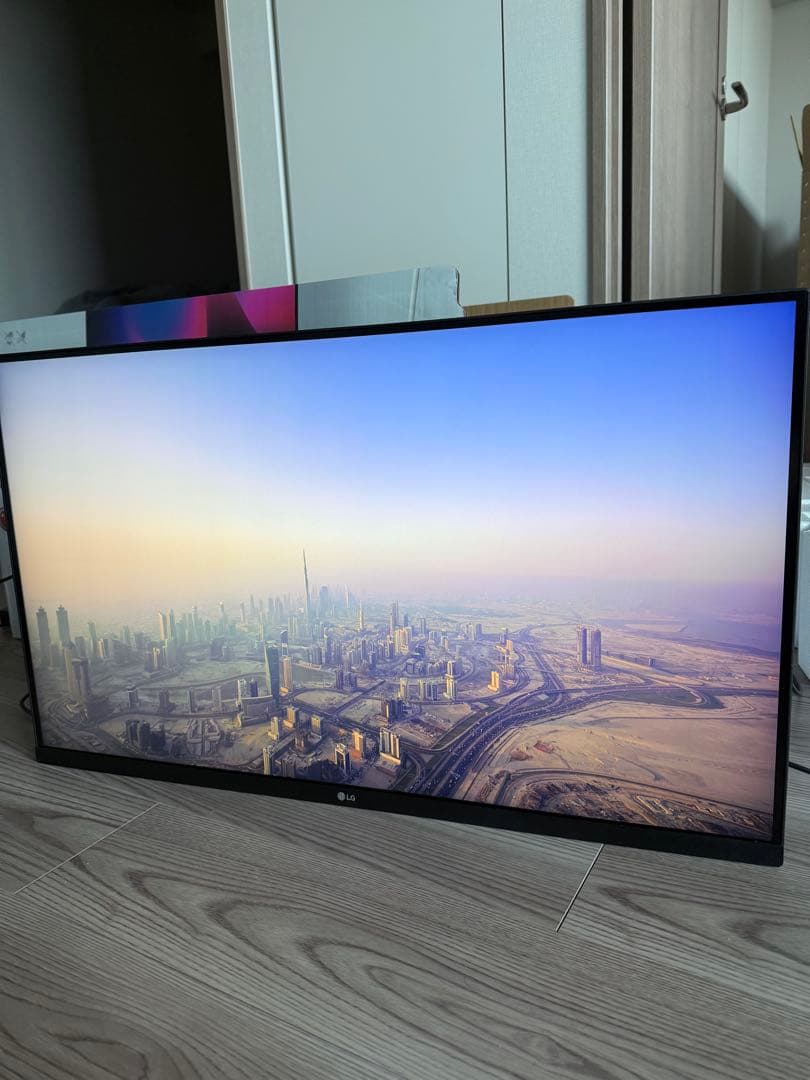 LG 4Kモニター 32UN880-B