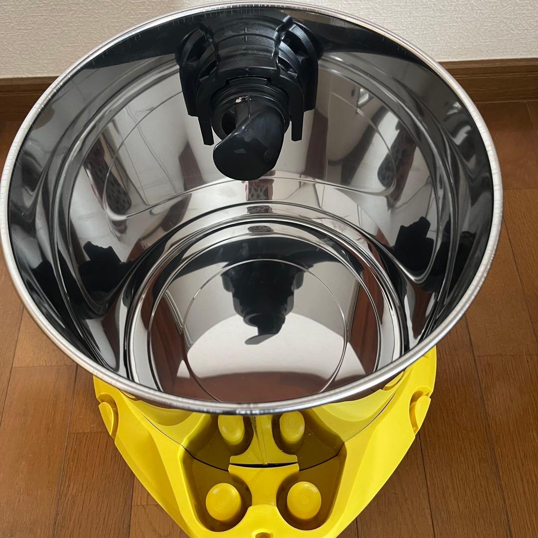 ケルヒャーKRCHER★乾湿両用バキュームクリーナー[WD3]17L 中古