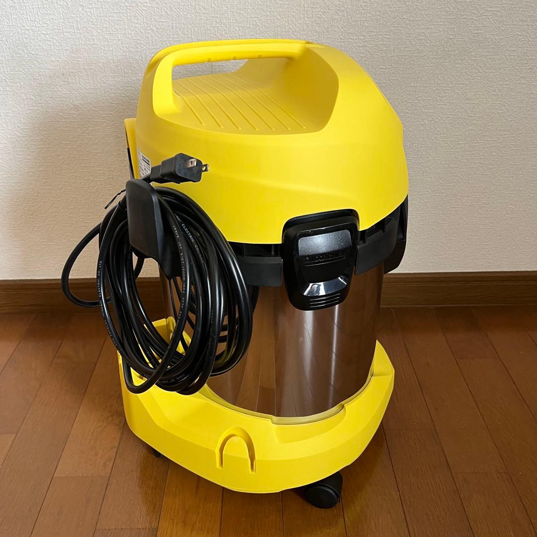 ケルヒャーKRCHER★乾湿両用バキュームクリーナー[WD3]17L 中古