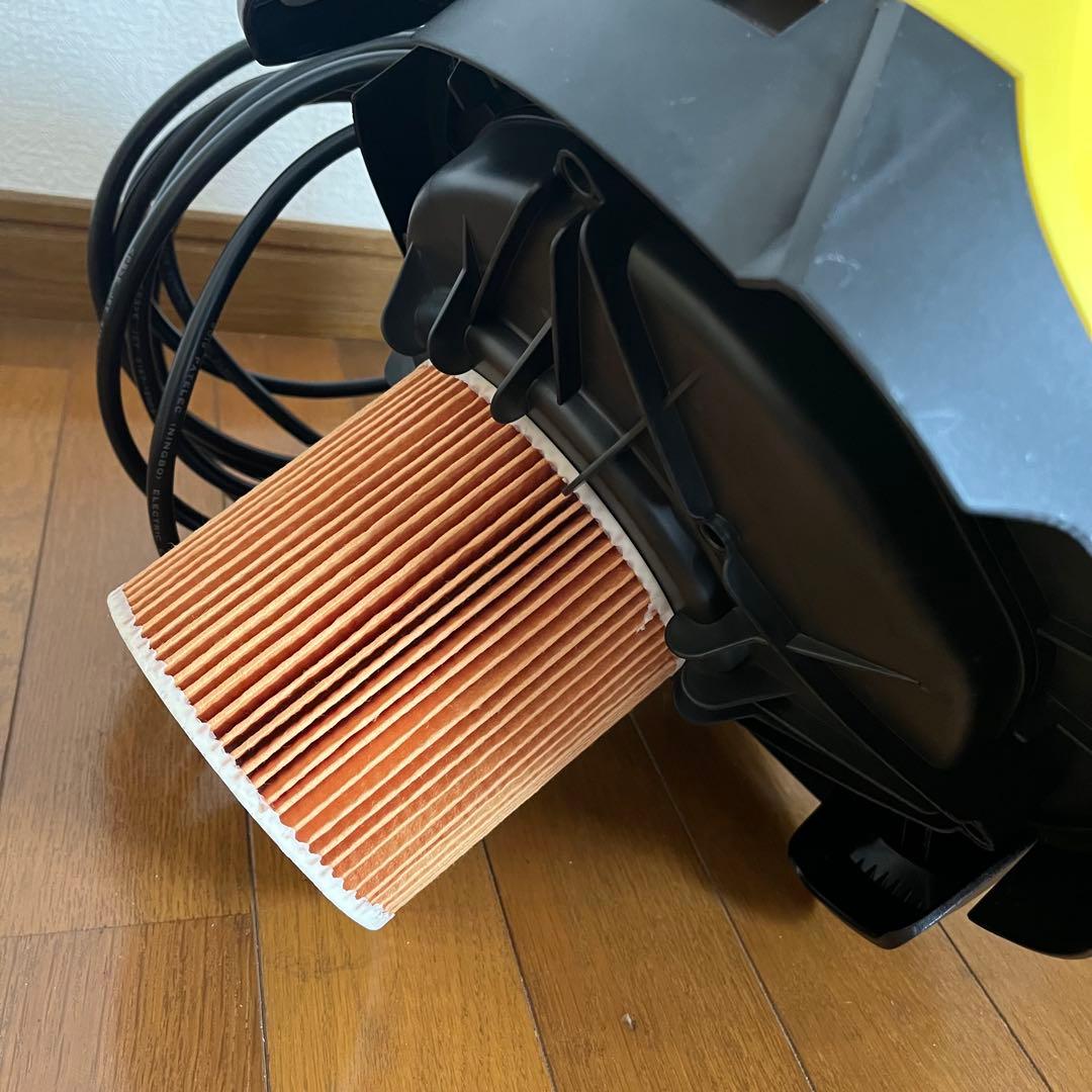 ケルヒャーKRCHER★乾湿両用バキュームクリーナー[WD3]17L 中古