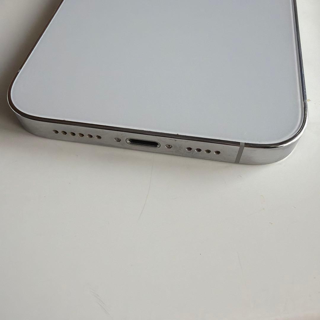 Apple iPhone 14 Pro maxシルバー 本体