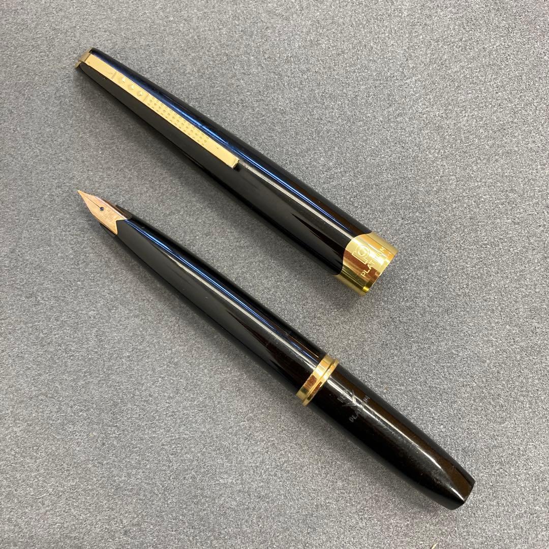 PLATINUM プラチナ 万年筆 18K 中字 ブラック×ゴールド