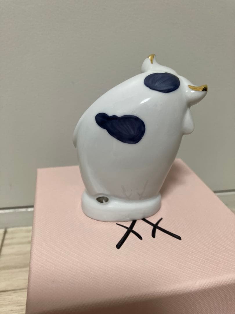 マイセン　ミニウシ　オス　フィギュリン　干支　定価33000円