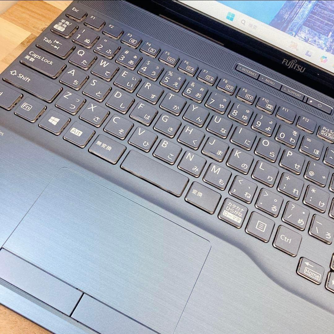 超美品 2021年製 intel第10世代Celeron Office付