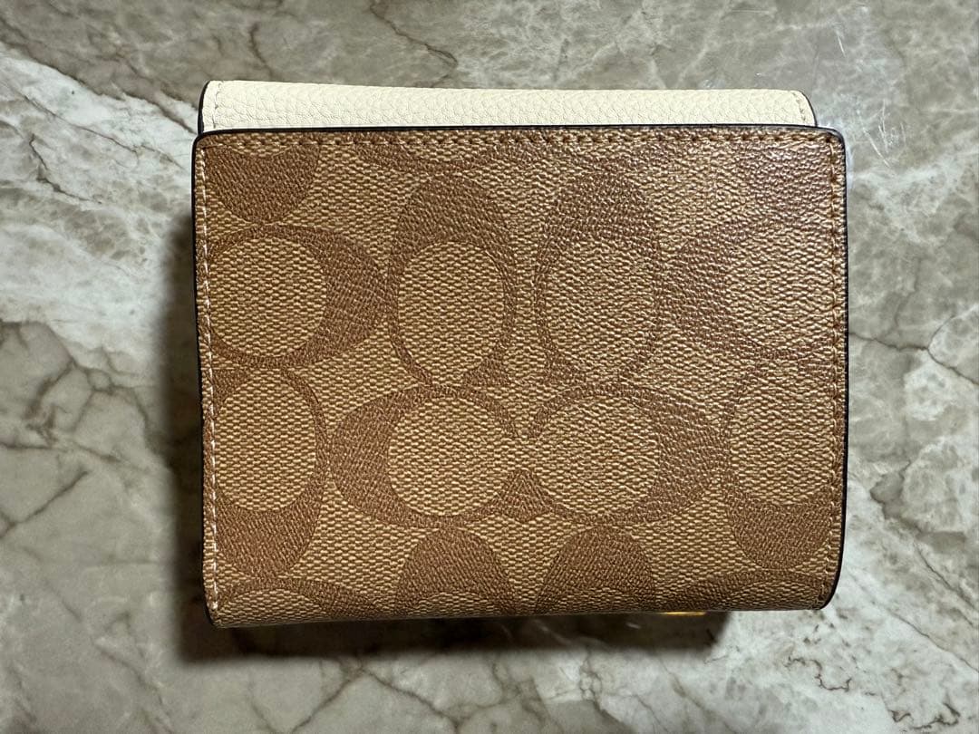 COACH 二つ折り財布 ブラウン ホワイト
