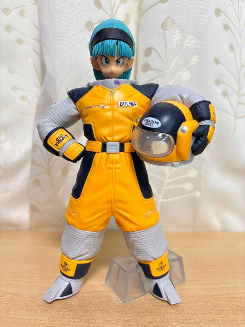 一番くじ　ドラゴンボール　B賞　クリリン　C賞　孫悟飯　E賞　ブルマ　フィギュア