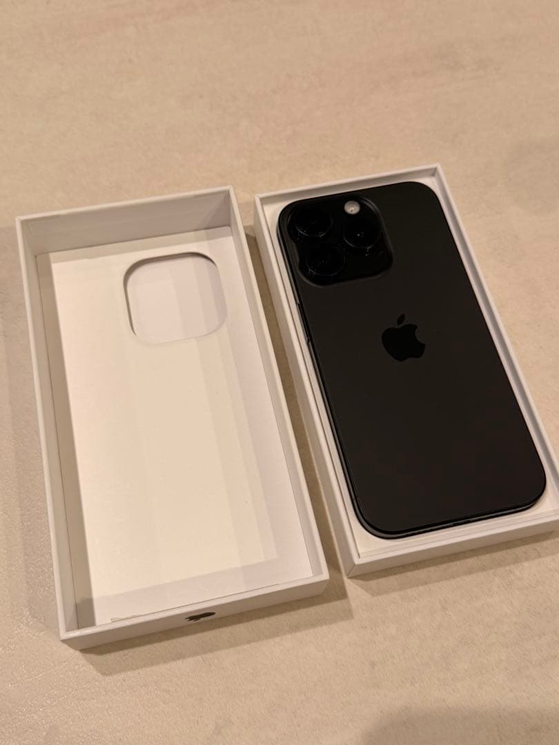 iPhone 15pro 256GB ブラックチタニウム