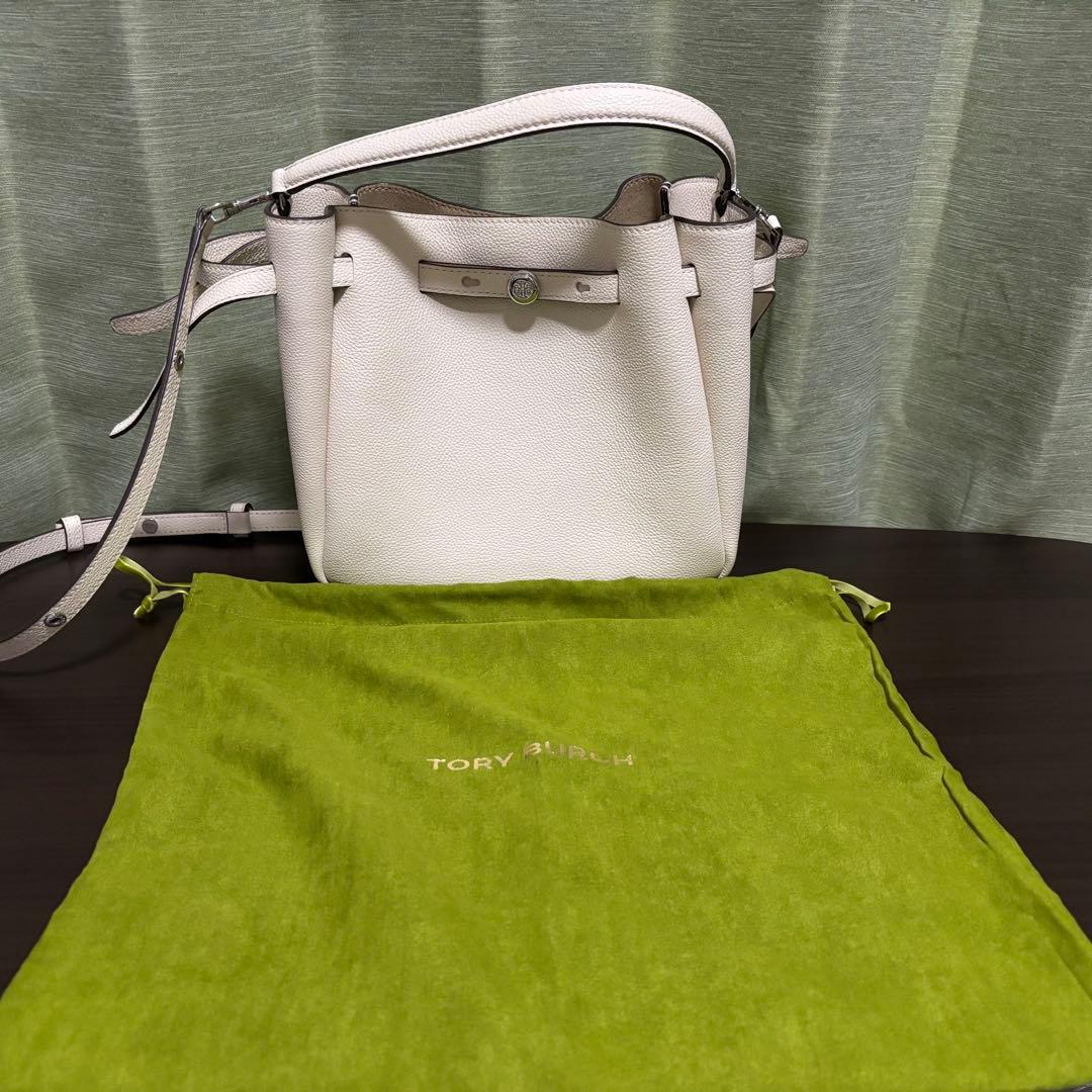 トリーバーチ ロミー バケットバッグ