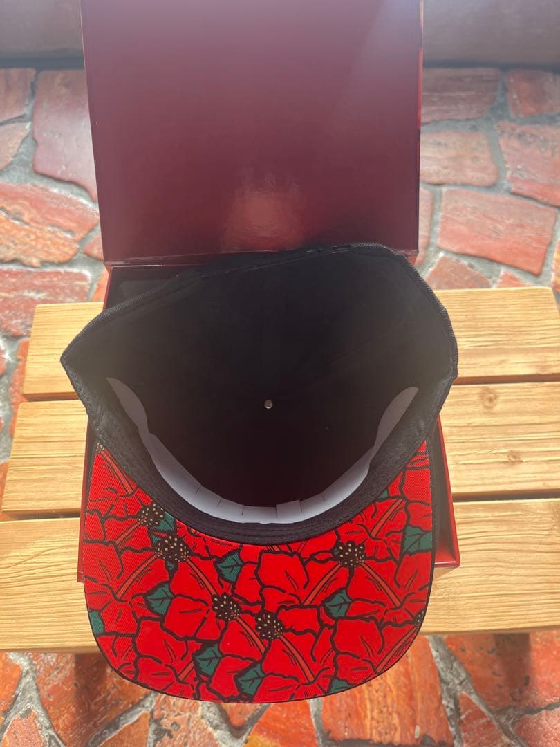 【期間限定値下げ】【新品】箱付き！HANAHANA ハイビスカス キャップ