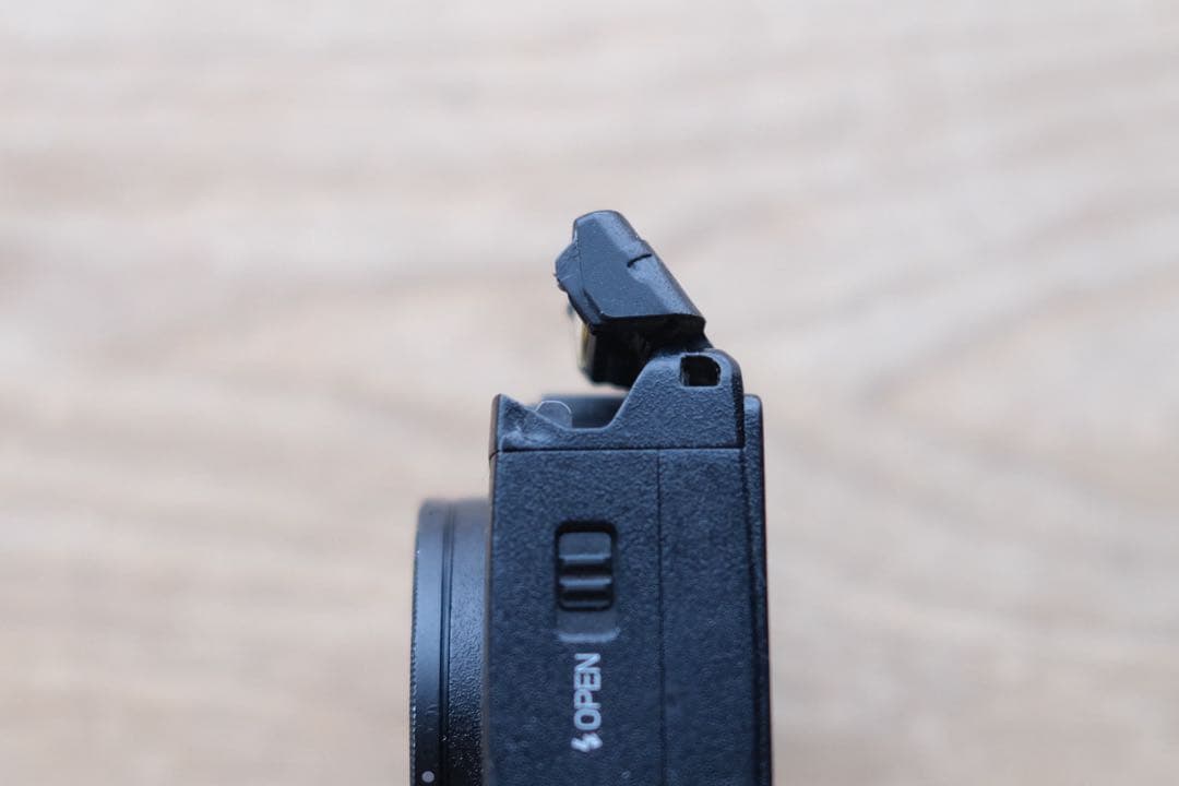 RICOH GR DIGITAL4 コンパクトデジタルカメラ