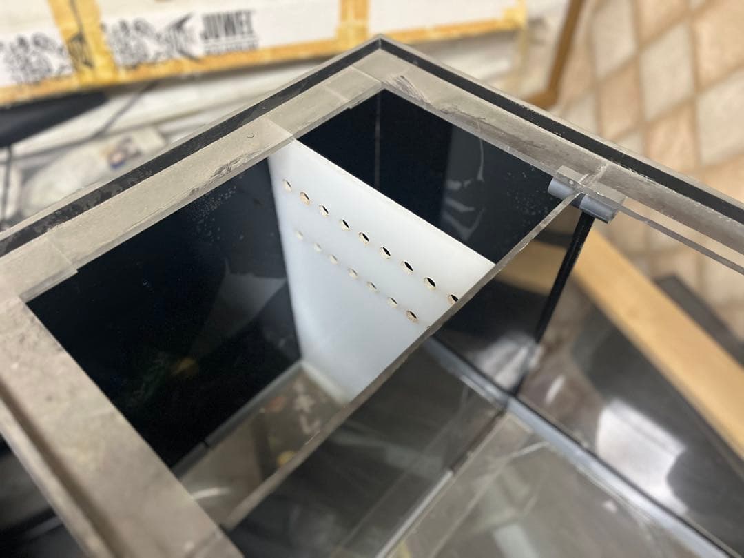 アクリル180×60×60（13㍉） 木材台180×60×高さ80 ２点セット