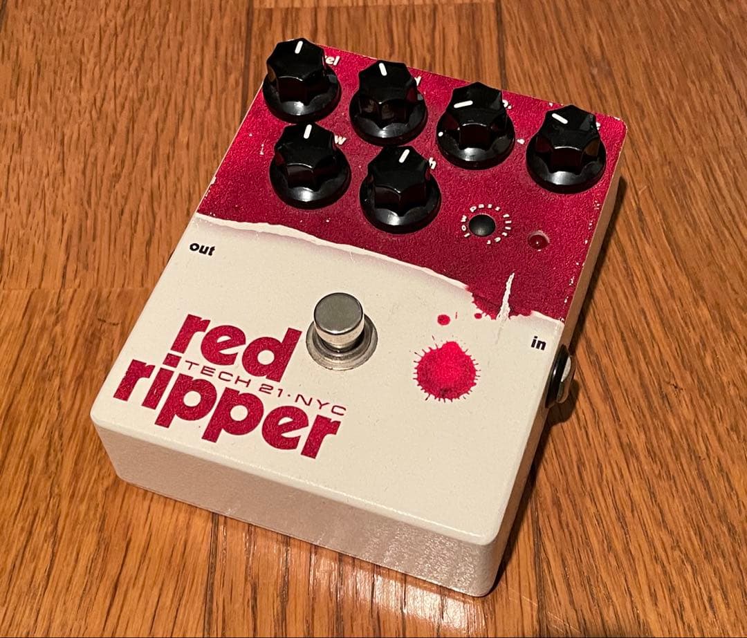 ベース TECH 21 NYC red ripper