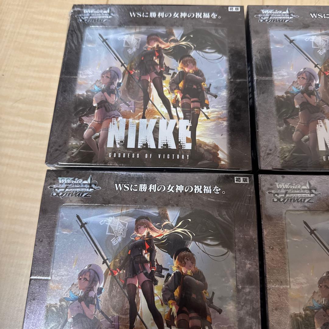 ヴァイスシュヴァルツNIKKE: 未開封4ボックス＋トライアルデッキセット