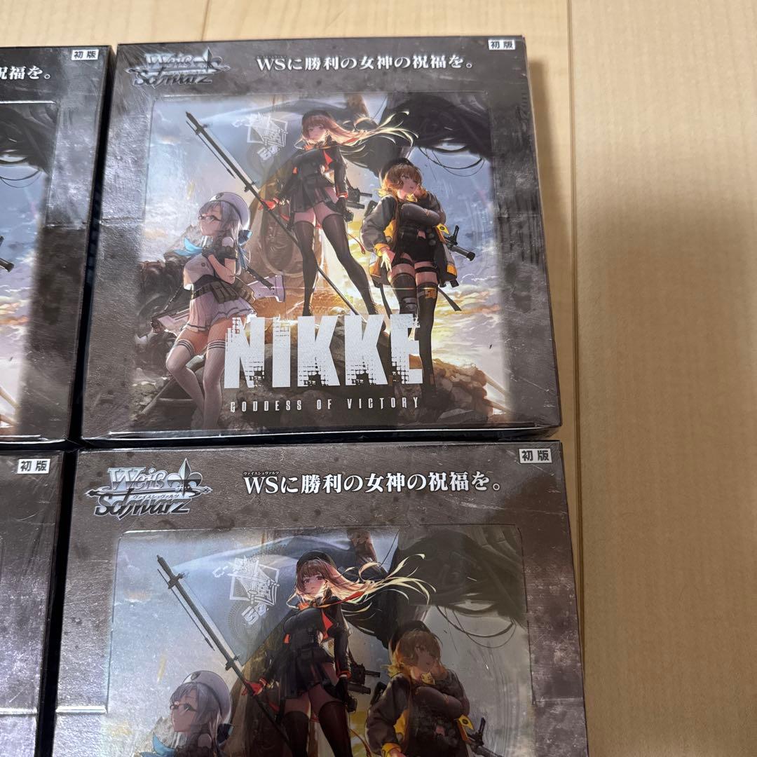 ヴァイスシュヴァルツNIKKE: 未開封4ボックス＋トライアルデッキセット