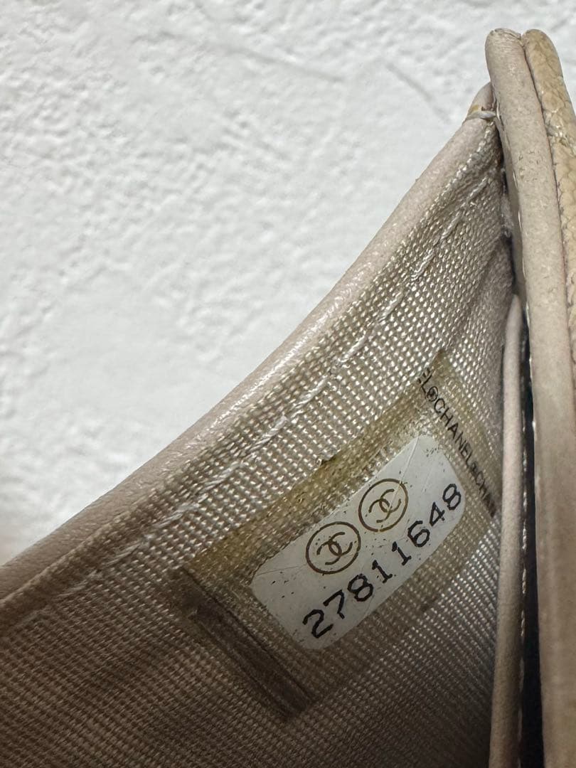 CHANEL ボーイシャネル キャビアスキン　三つ折り財布