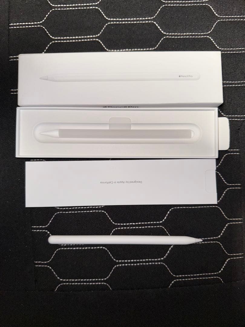 Apple iPad Pro M4 256GB ＋pencil/keyboard