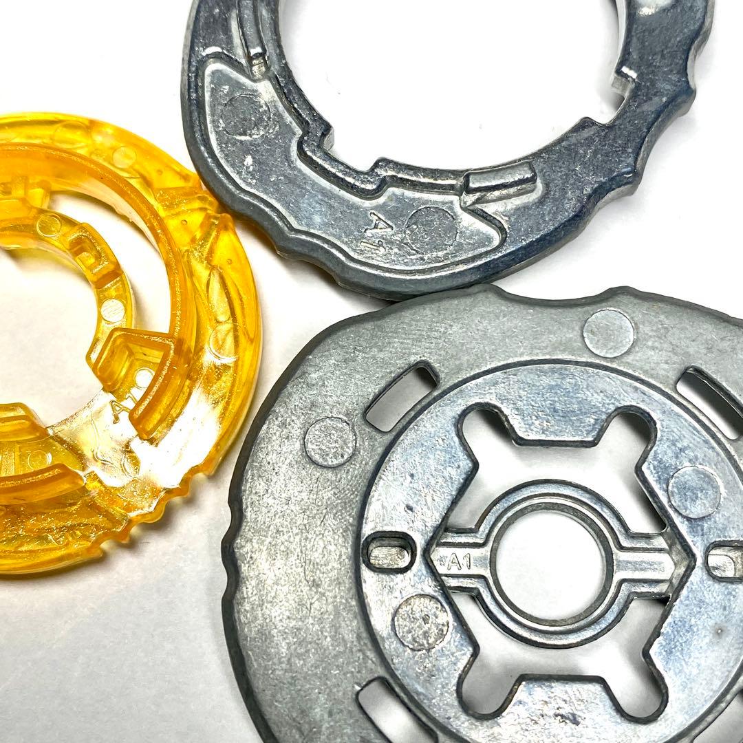 フラッシュサジタリオ230WD　【メタルファイトベイブレード】