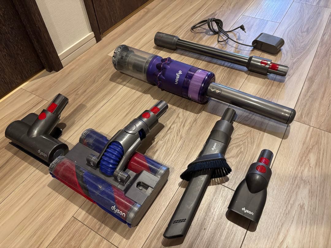 Dyson SV19 オムニグライド コードレスクリーナー 本体＋付属品＋箱