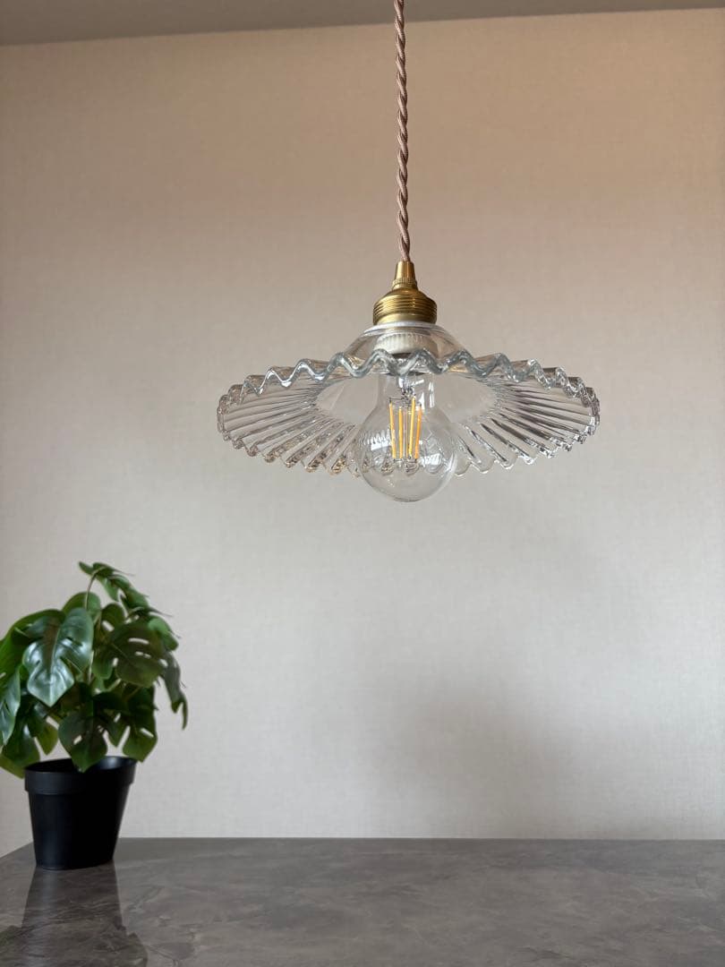 希少！！ガラス製　アンティーク ペンダントライト　(電球もお付けします)