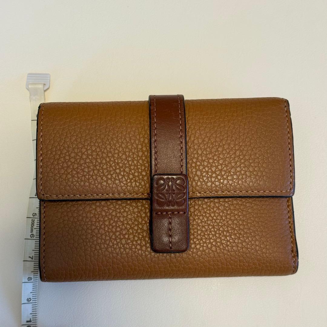 美品✨ LOEWE ロエベ バーティカルウォレット スモール キャメル ブラウン
