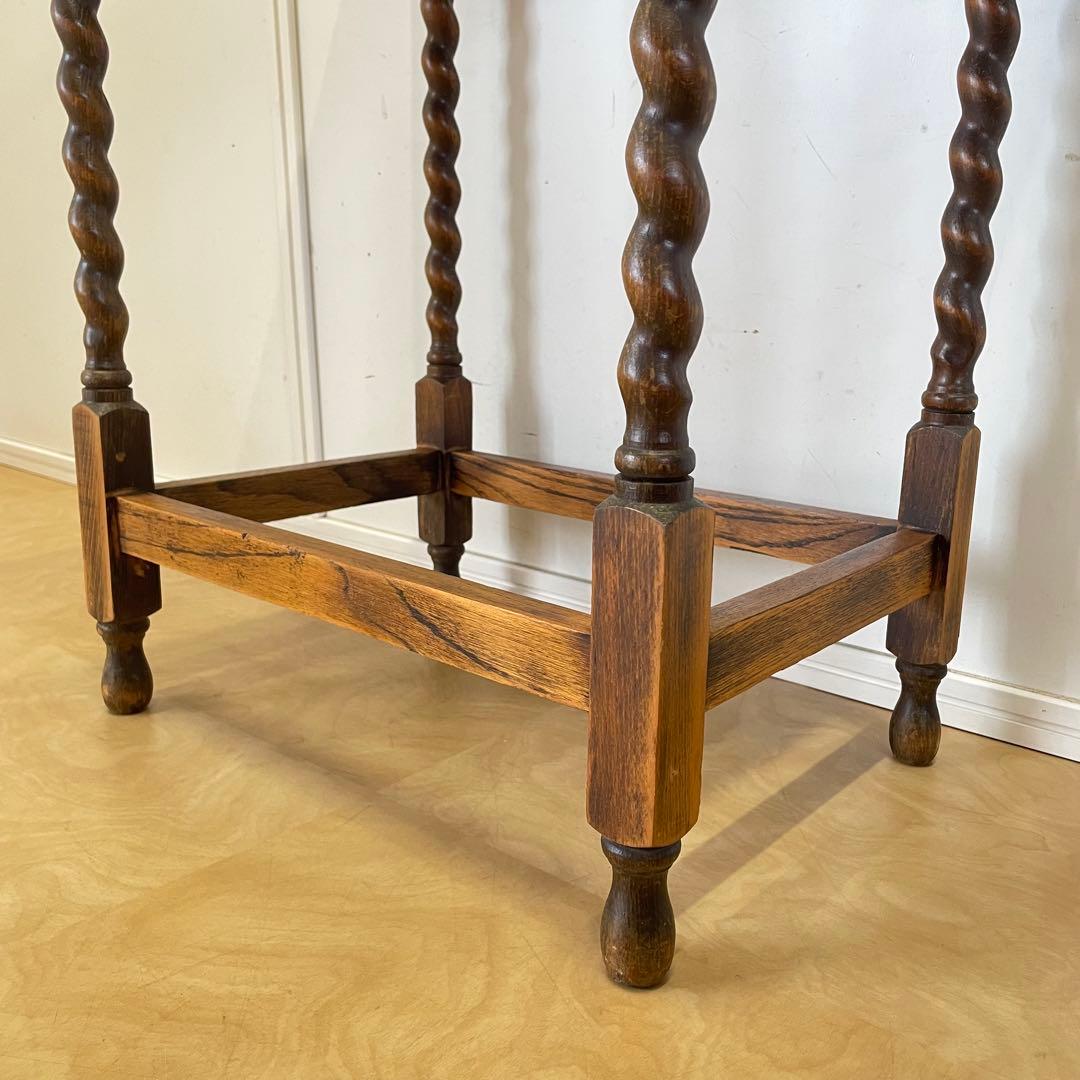 イギリス アンティーク サイドテーブル ツイストレッグ 英国 花台 テーブル