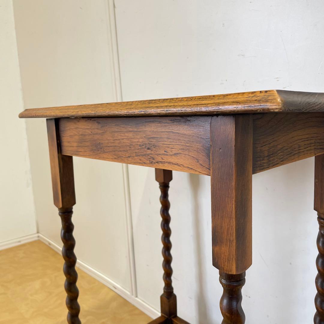 イギリス アンティーク サイドテーブル ツイストレッグ 英国 花台 テーブル