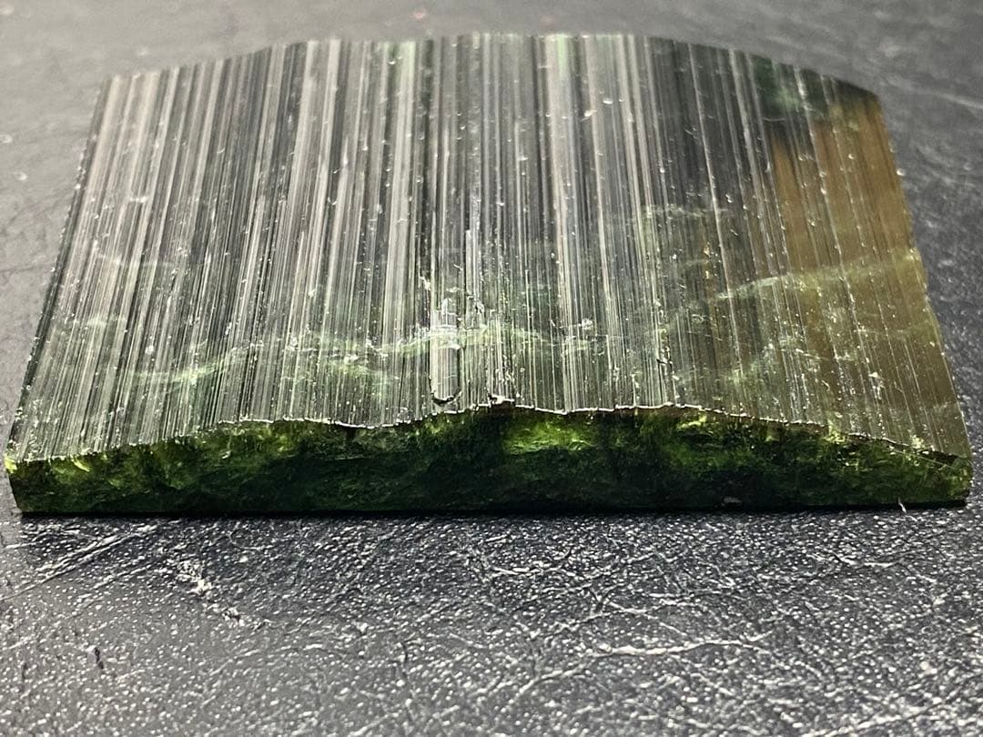 トルマリン　ルース　裸石　133ct