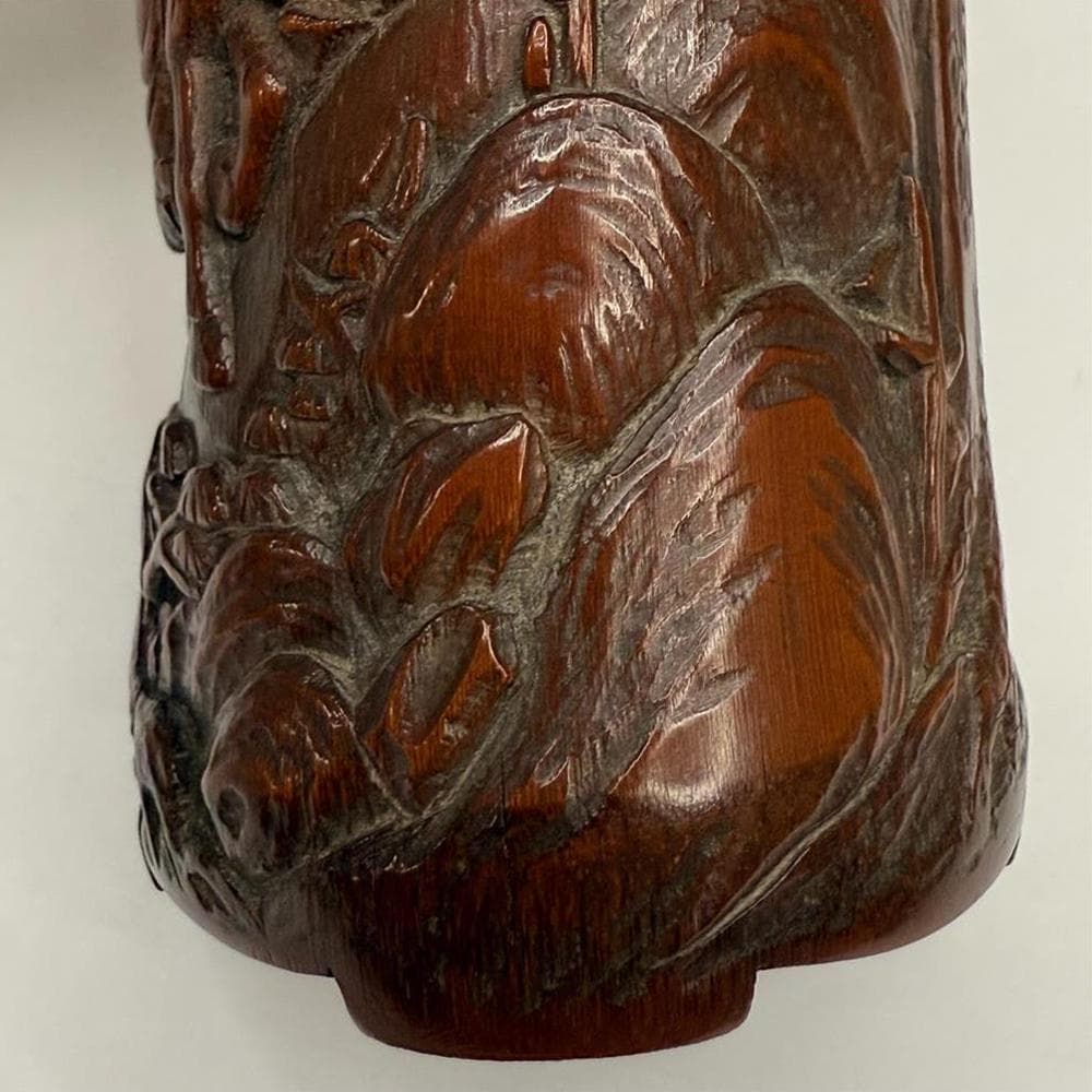 【竹】　★ 竹木 唐竹彫送別図筆筒 ★　清朝期　松樹 人物 彫刻文様　文房珍玩