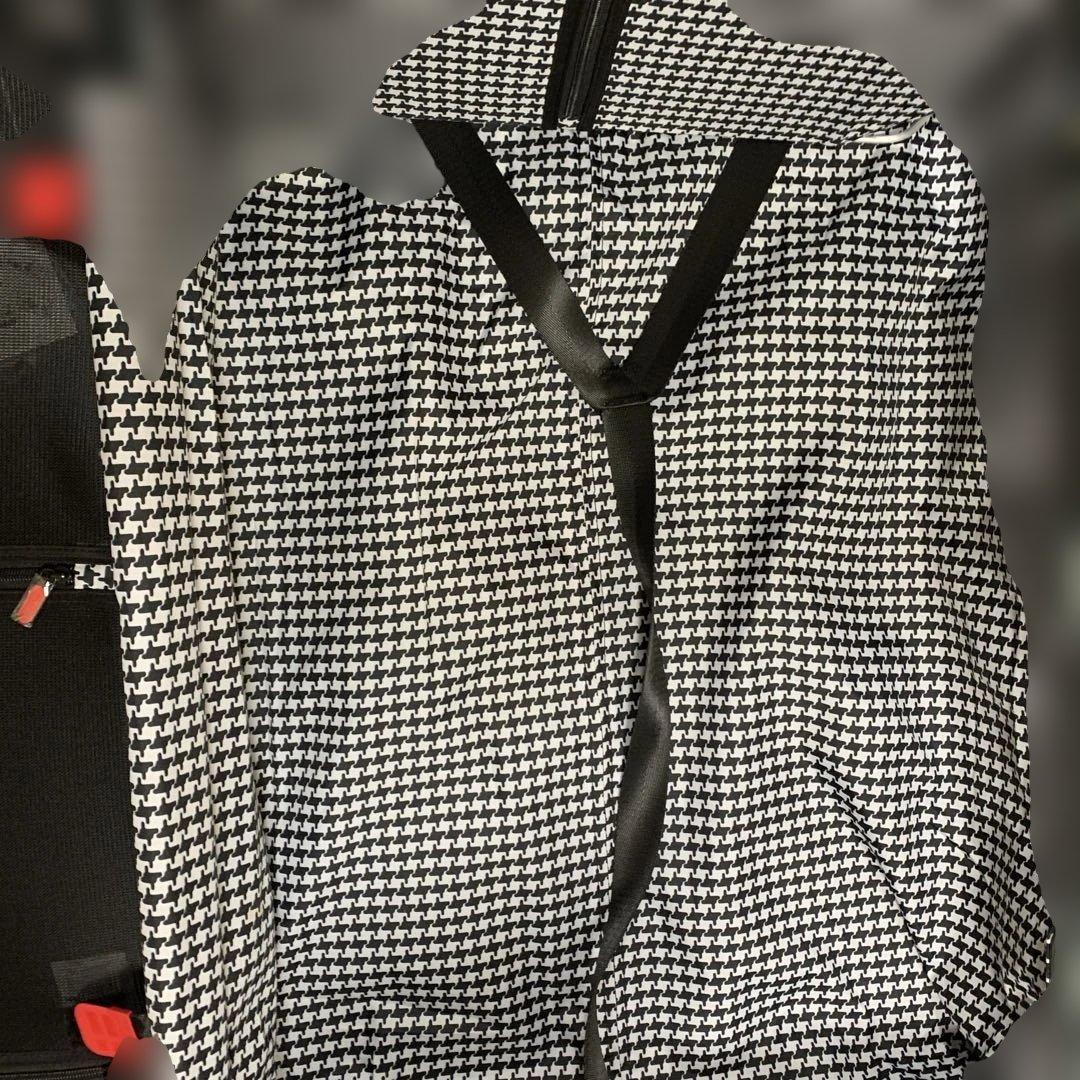 イノベーター INV7811Gun l 96L アルミスーツケース