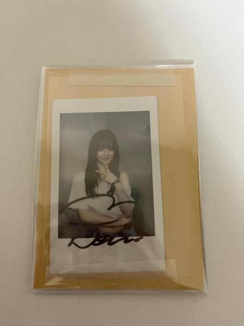 MADEIN セリナ SERINA サイン入りチェキ