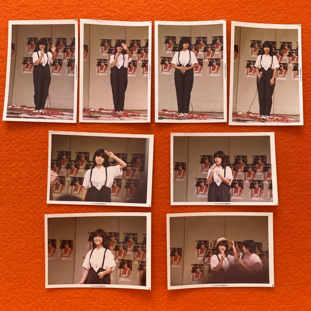 激レア　中森明菜　親衛隊ワッペン　ステッカー　生写真　ポストカード　切り抜き　他