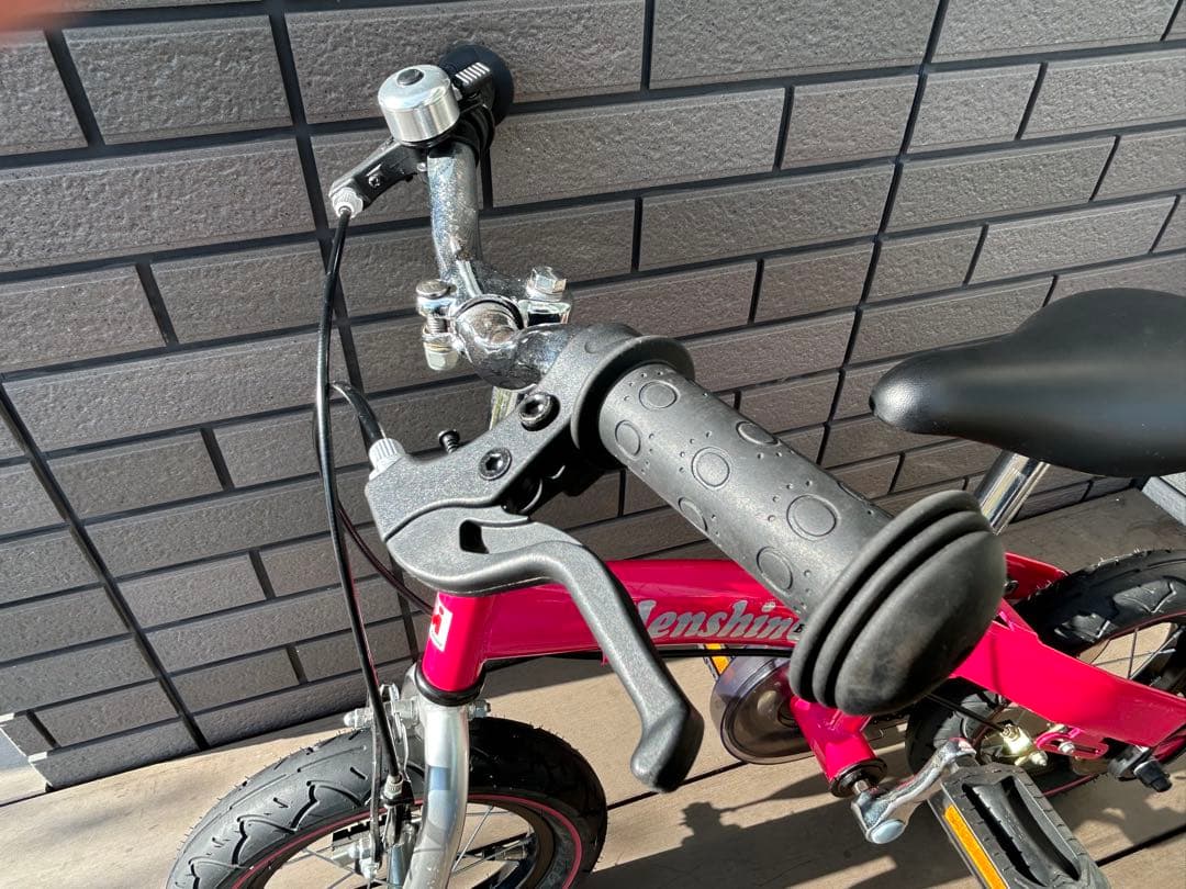 へんしんバイク　12インチ　ピンク　カラーコーン付き