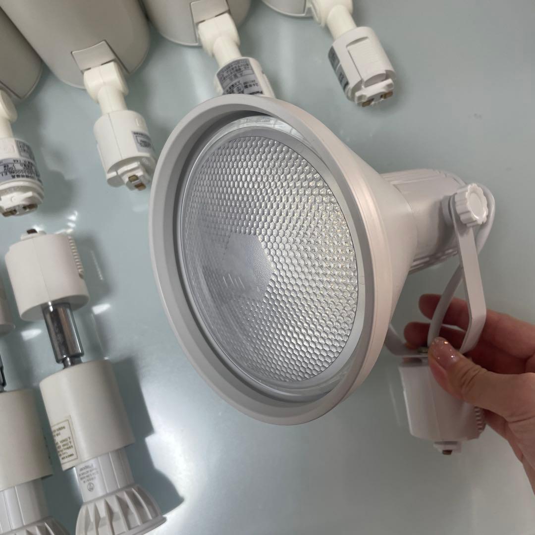 【最終価格】ホワイト スポットライト 31個セット 電球付 パナソニック LED