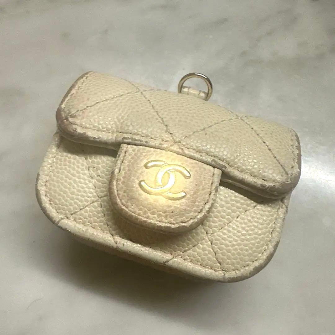 CHANEL AirPods Pro ケース マトラッセ チェーンストラップ付
