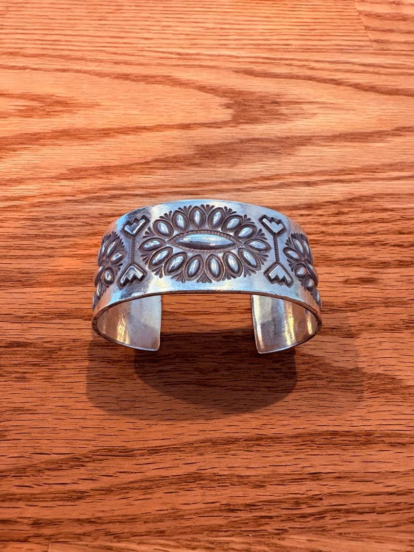 D.cadmn/ドノバンキャドマン/ナバホ族/シルバーオープンバングル