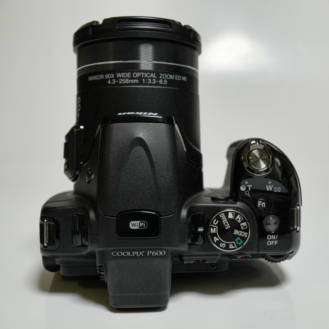 NIKON COOLPIX P600 光学60倍 【即撮影できるセット】